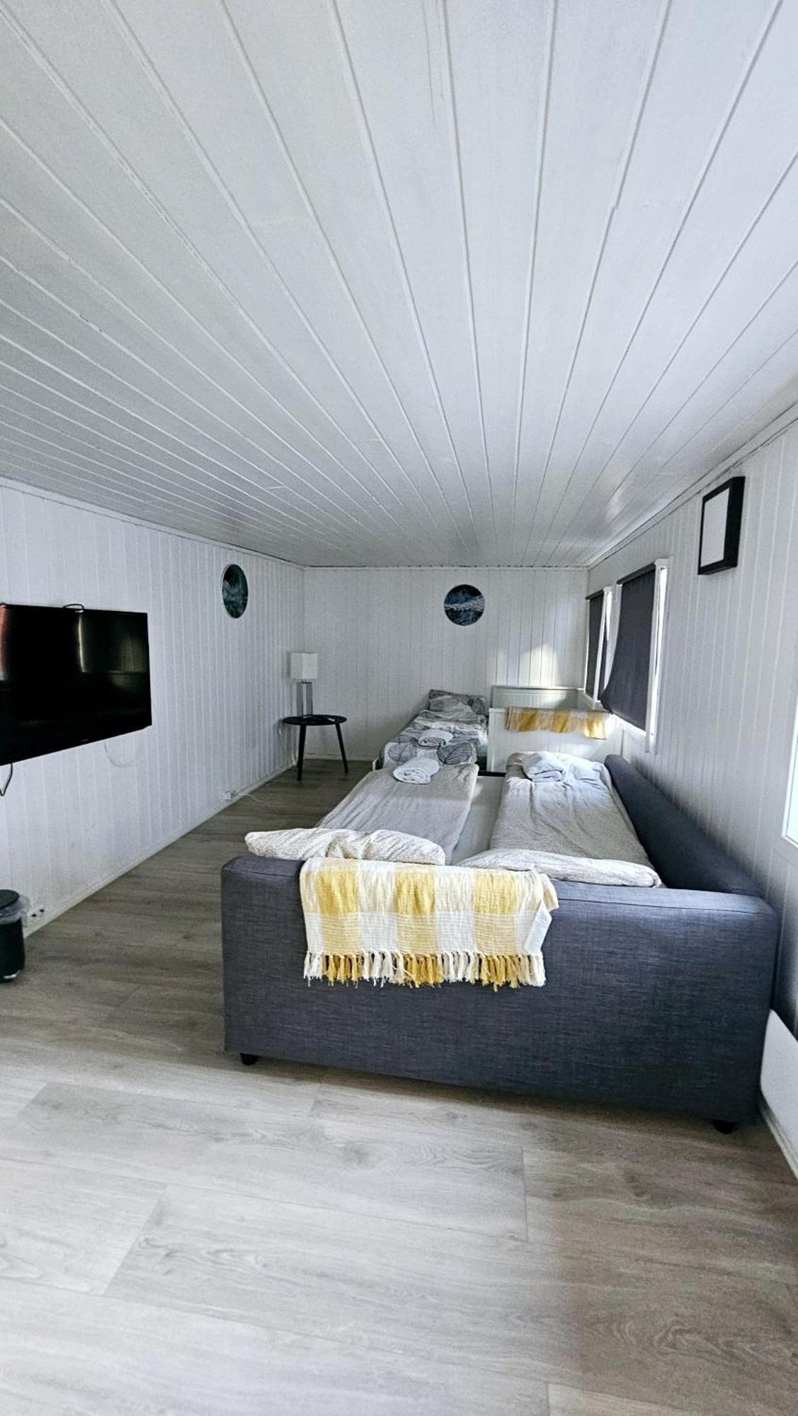 Central And Large Cosey Apartment Stavanger Exterior photo